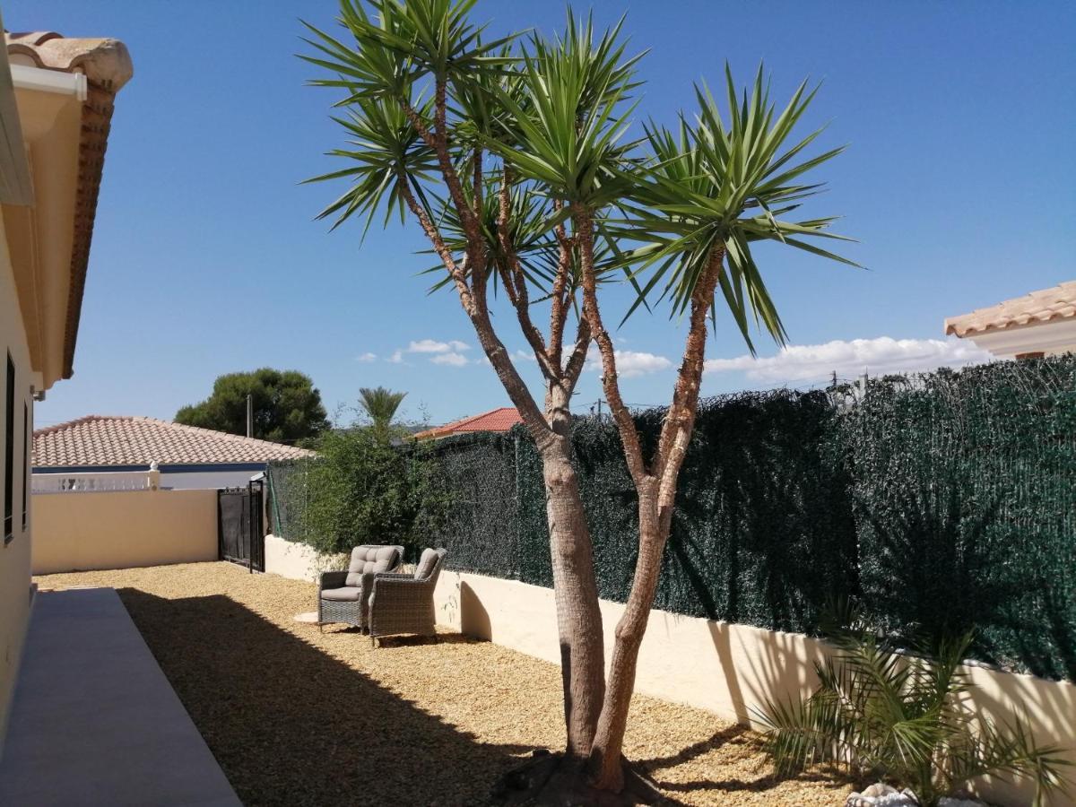Villa Los Castos Immaculate 2-Bed Villa Arboleas エクステリア 写真