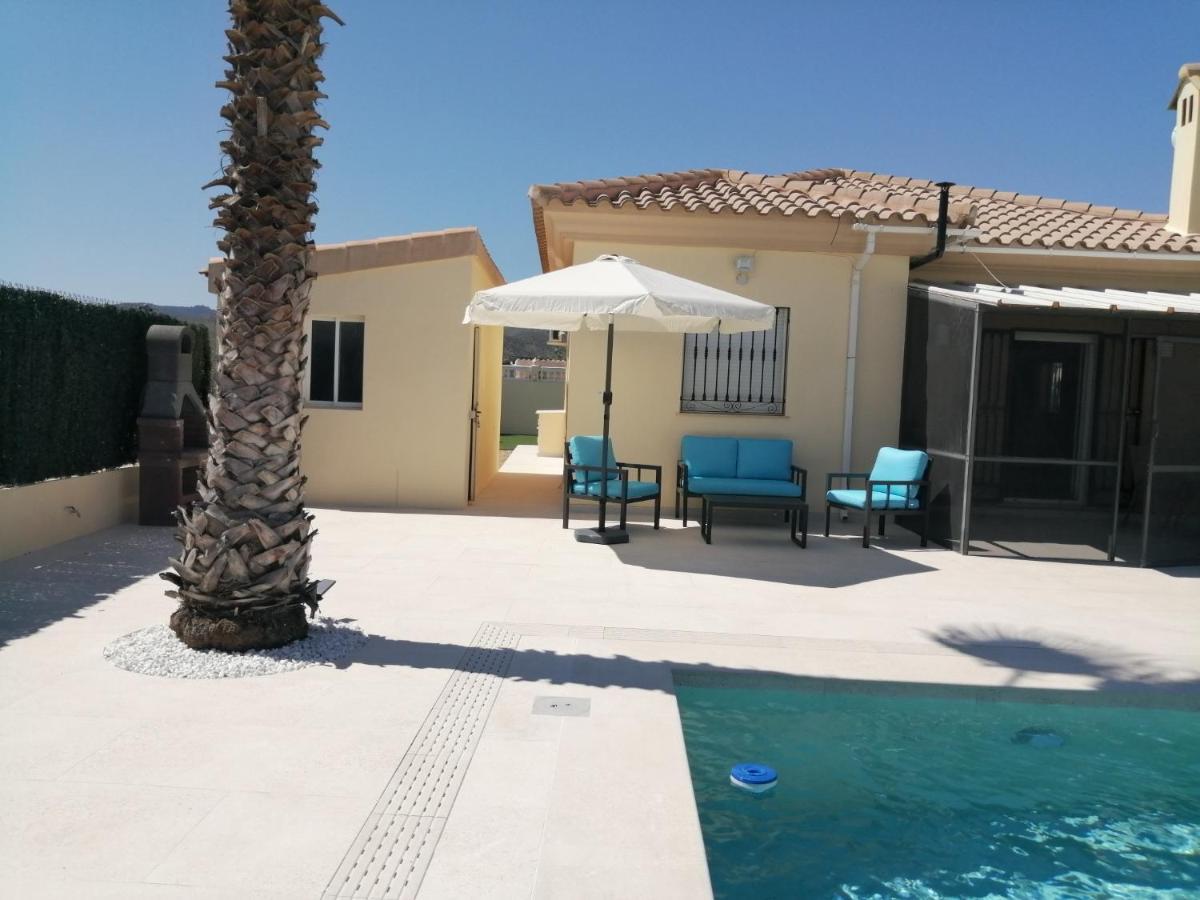 Villa Los Castos Immaculate 2-Bed Villa Arboleas エクステリア 写真