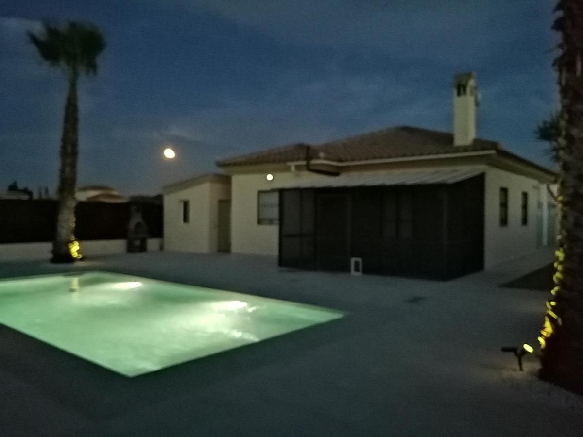 Villa Los Castos Immaculate 2-Bed Villa Arboleas エクステリア 写真